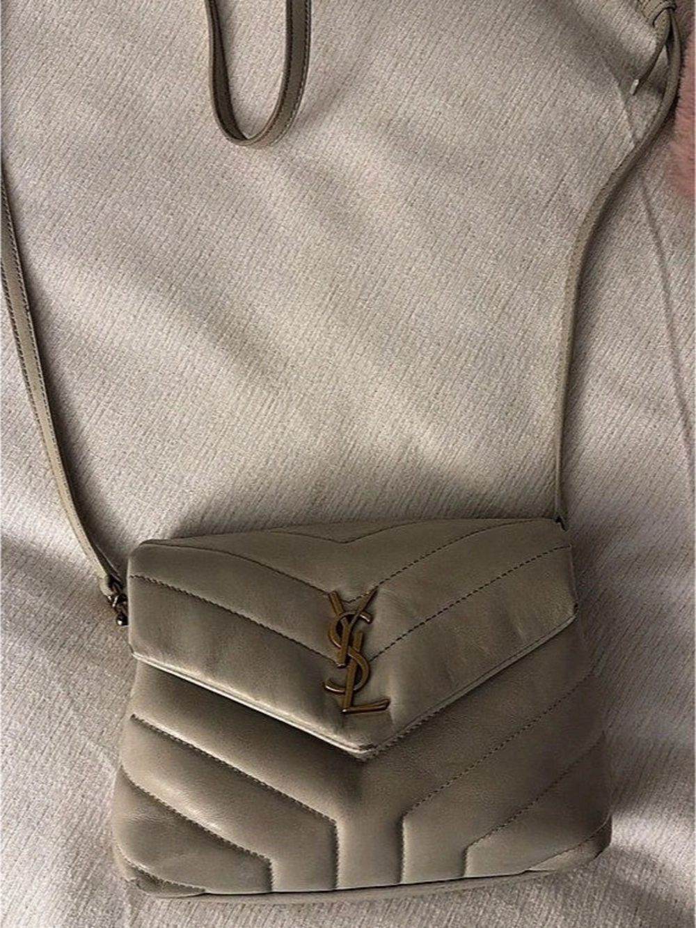 Saint Laurent Toy Puffer Bag in Quilted Lambskin Quilted Crossbody in Cream
